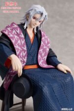 Figurka Tengen Uzui Demon Slayer: Kimetsu no Yaiba 17 cm