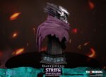 Darksiders Grand Scale Popiersie Strife 37 cm