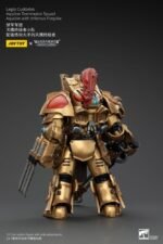 Figurka Warhammer The Horus Heresy Action Figurka 1/18 Legio Custodes Aquilon Terminator Squad Aquilon with Infernus Firepike 14 cm