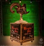 Mercyful Fate Rock Ikonz On Tour Road Case Figurka Statuetka & Stage Mask Set World Tour