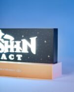 Lampka Genshin Impact LED-Light Logo 22 cm