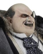 Figurka akcji NECA Batman Returns Mayoral Penguin 38 cm