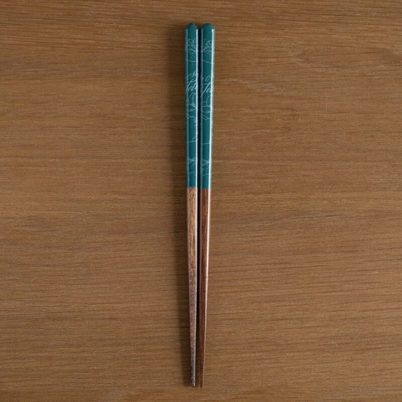 Pałeczki Studio Ghibli lacquered Chopsticks sketches My Neighbor Totoro deep green 21 cm