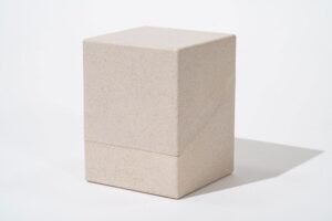 Pudełko na karty Ultimate Guard Return to Earth Boulder 100+ - Natural