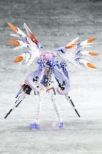 Megami Device Buster Doll Series Plastic Model Kit 1/1 Desire Maiden Medic 14 cm