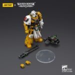 Figurka Imperial Fists Apothecary 12 cm
