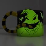 Kubek Oogie Boogie z Nightmare before Christmas świecący w ciemności