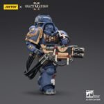 Figurka Ultramarines w ciężkim zbroi artificer z relic multi-meltą 13 cm