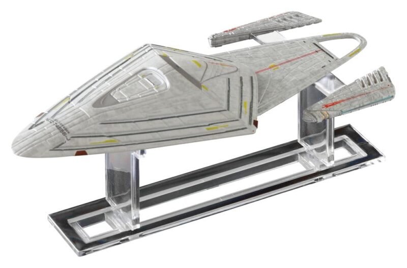 Model U.S.S. Voyager NCC-74656-J 10 cm
