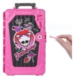 Monster High Skulltimate Secrets Doll Destination: Gore-geous Oasis - Draculaura