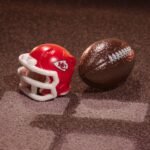 Transformers x NFL Action Figure Kansas City Chiefs: KC-59 14 cm